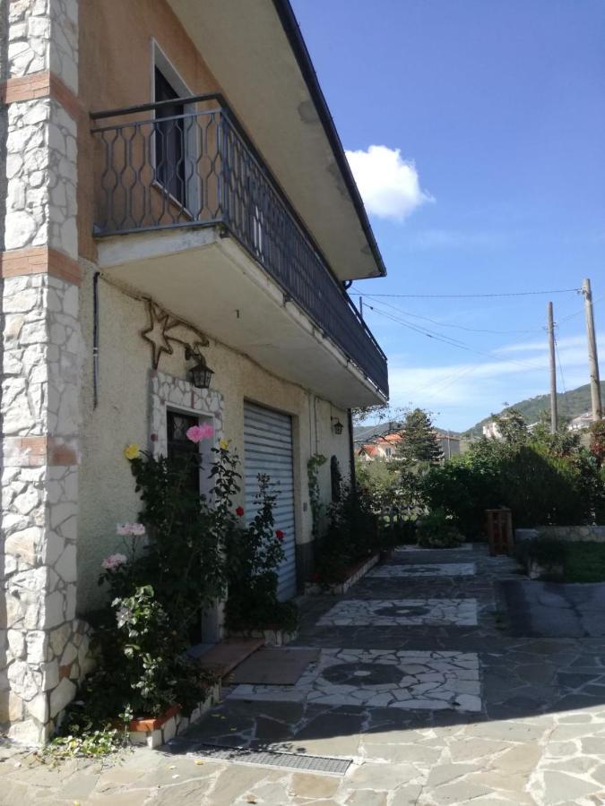 B&B Nel Verde Montesano sulla Marcellana Kültér fotó
