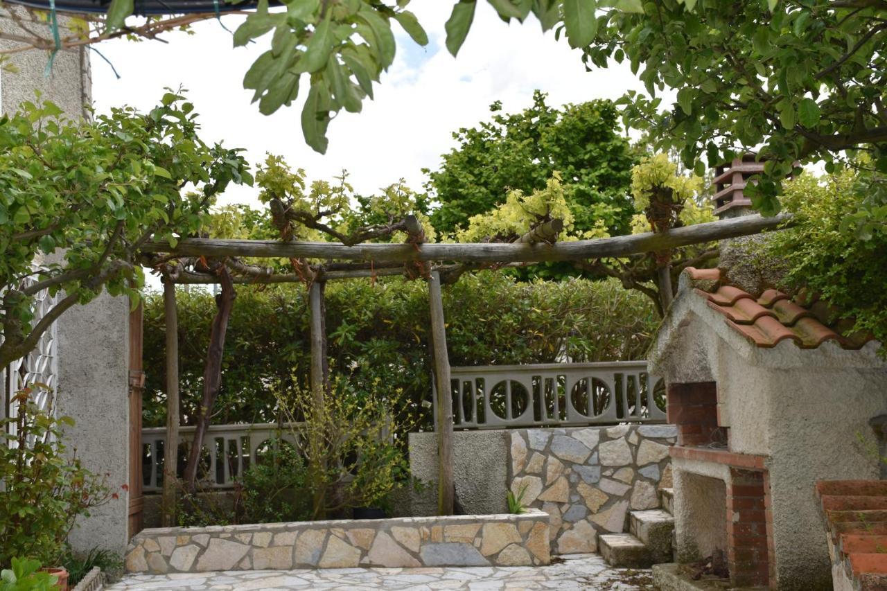 B&B Nel Verde Montesano sulla Marcellana Kültér fotó