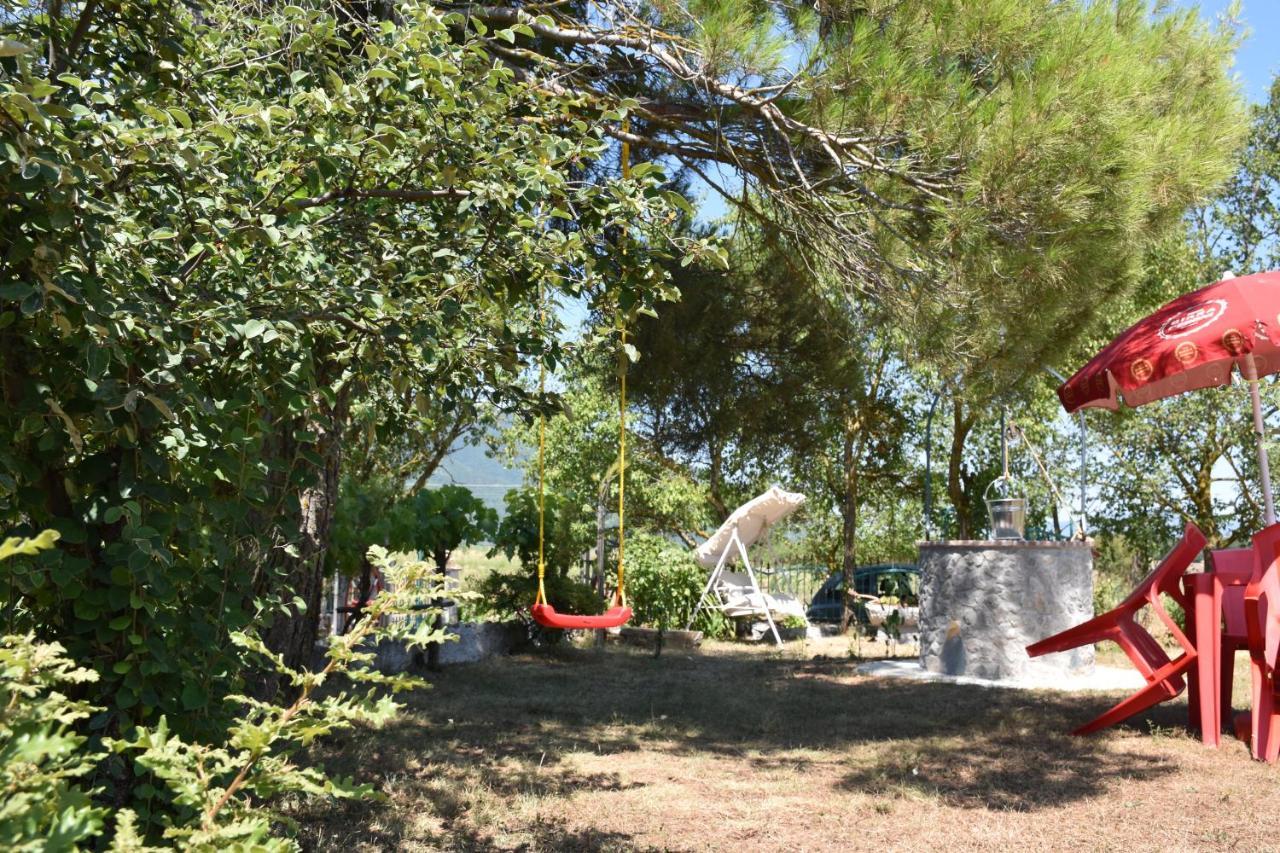 B&B Nel Verde Montesano sulla Marcellana Kültér fotó